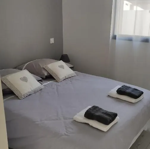 Jolie Petite Maison A 50 Metres De La ヴィラ アグド